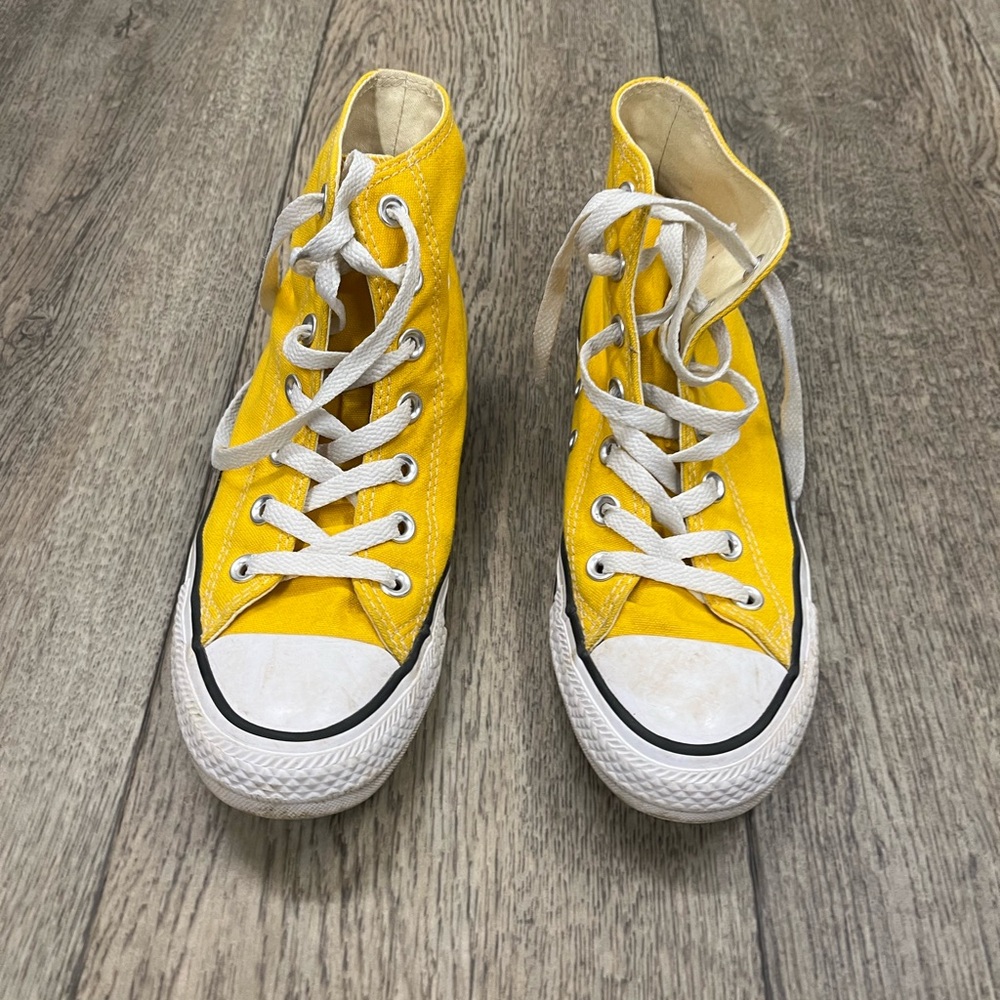 Used Yellow Converse